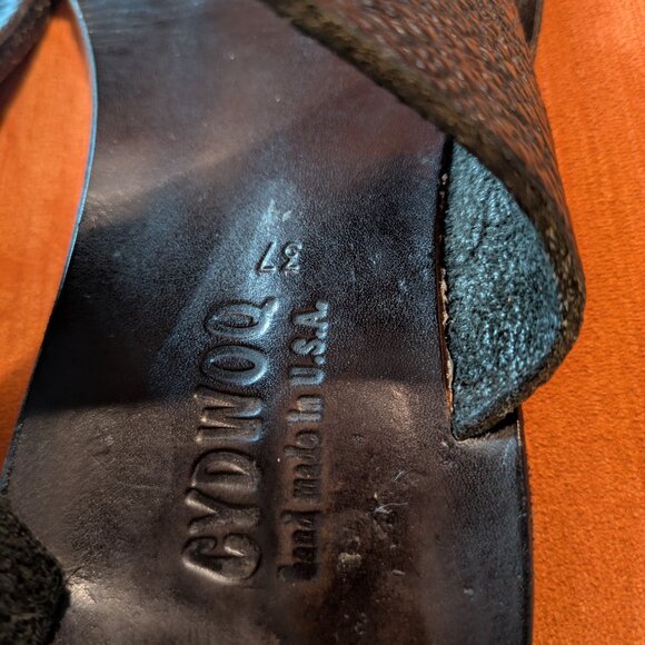 CYDWOQ Hilary sandal thong black size 37 (6-7) - Picture 3 of 5